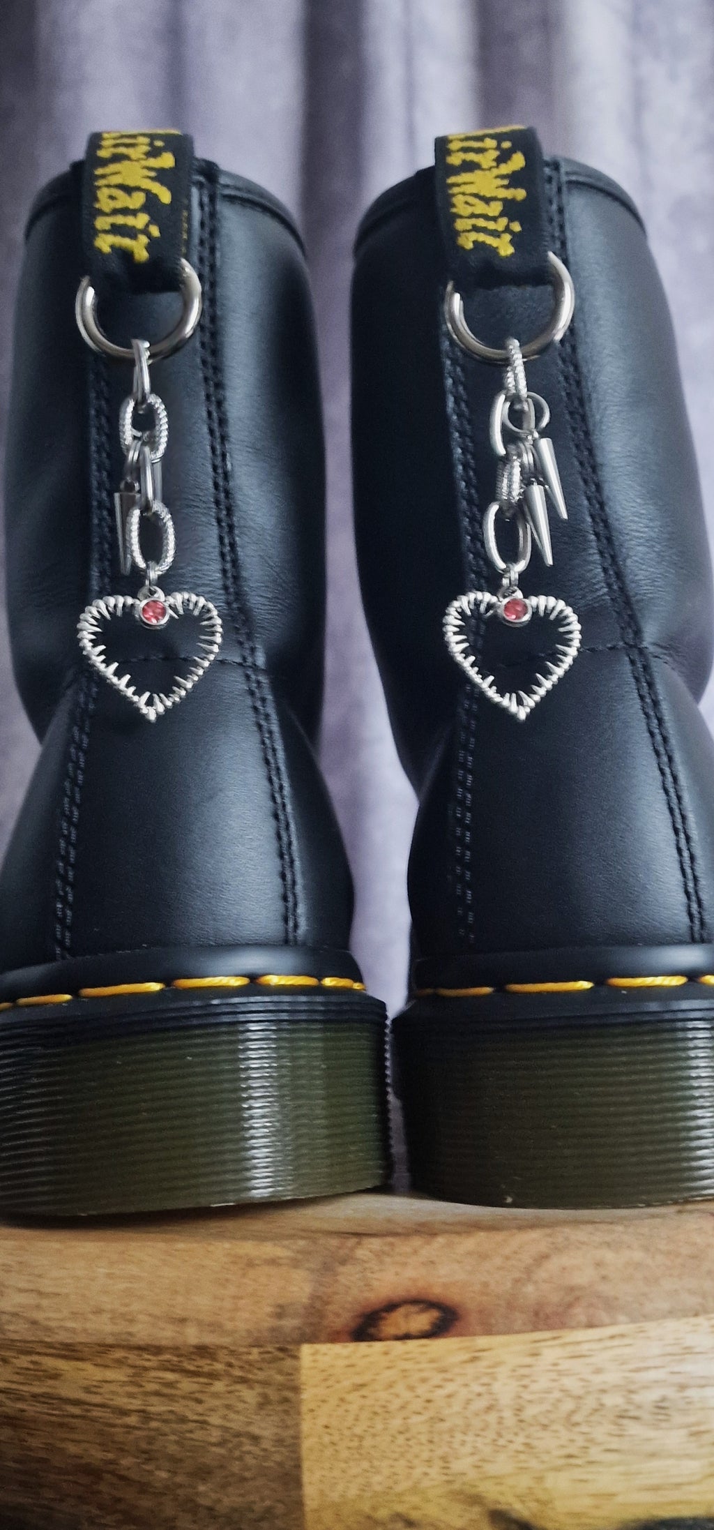 Bijoux simples sur brides arrière - Coeur, chaine, pics & Strass