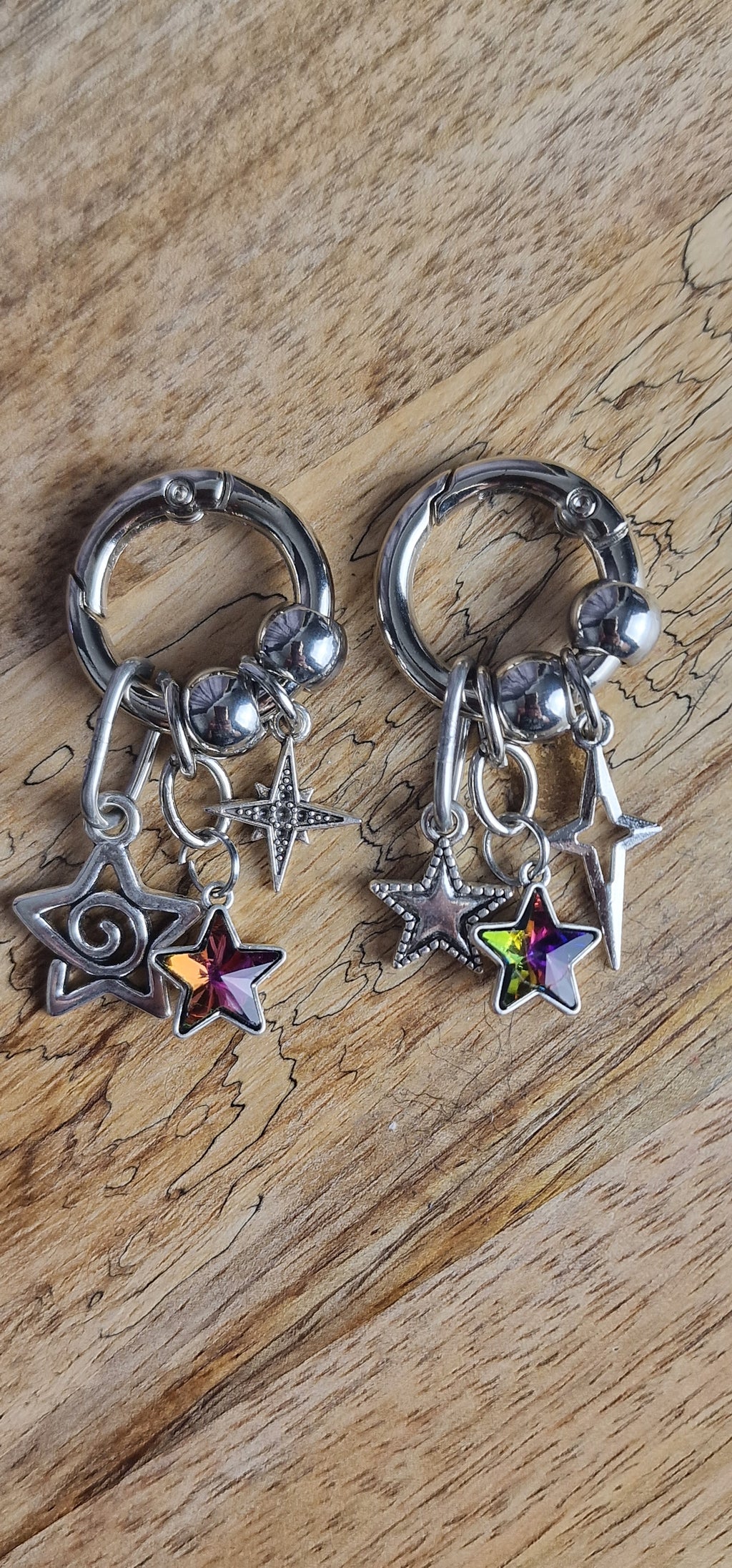 Bijoux simples sur brides arrière - Etoiles