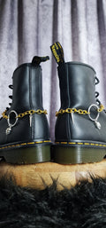 Bijoux chaînes sur lacets - Crâne & chaine dorée