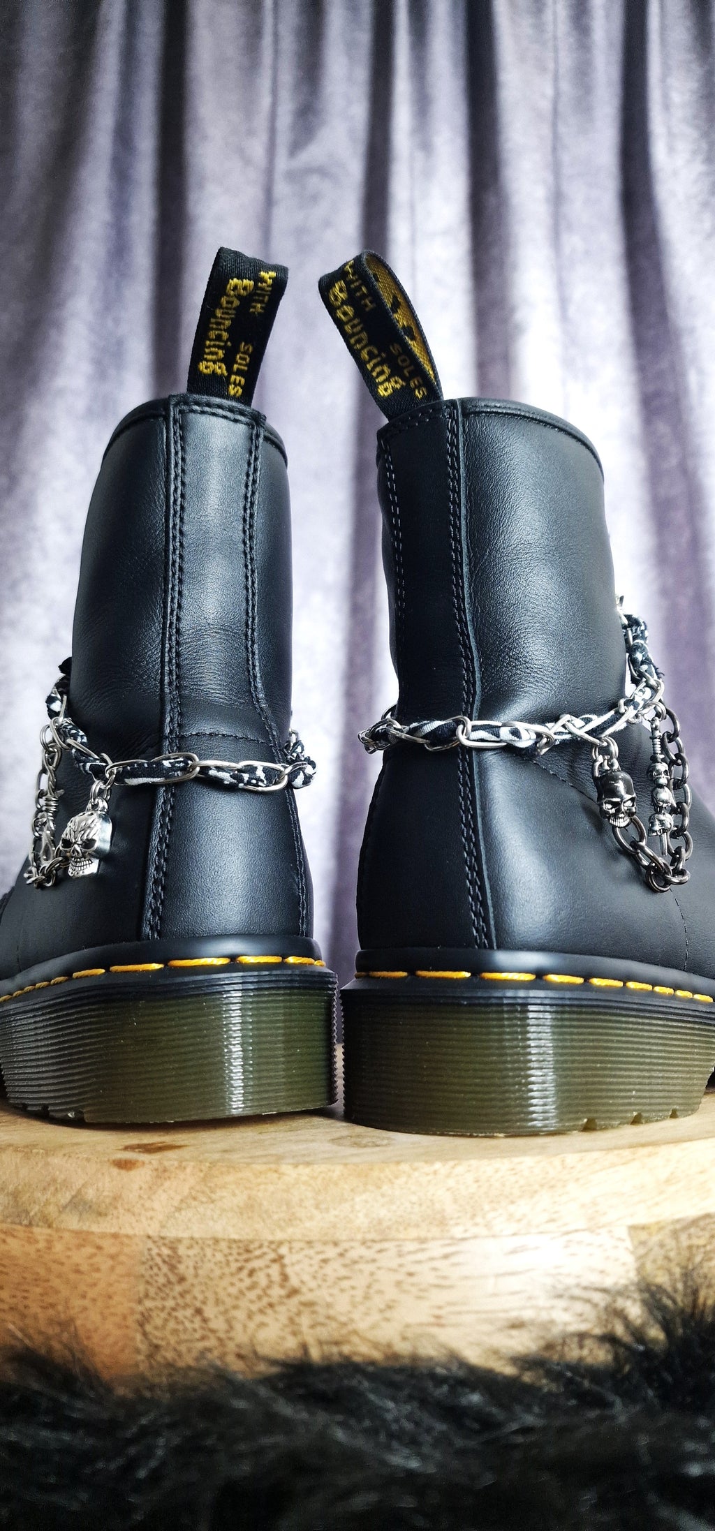 Bijoux chaînes sur lacets - Crâne & bandana