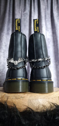 Bijoux chaînes sur lacets - Chauve-souris & barbelé
