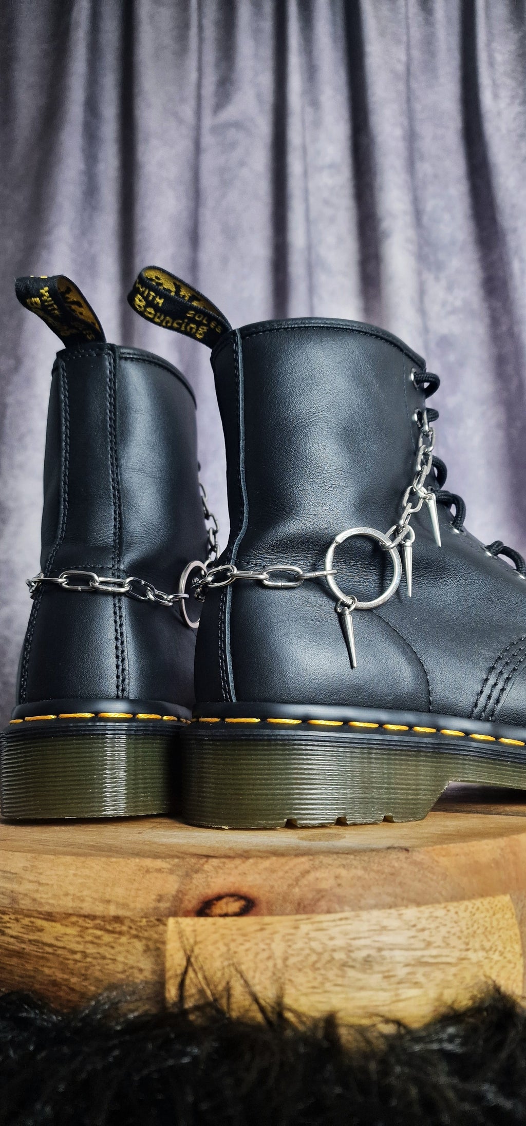 Bijoux chaînes sur lacets - Anneaux upcyclés & pics