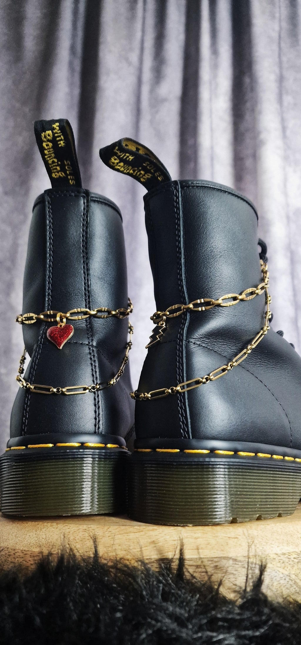 Bijoux chaînes sur lacets - Cœur & éclair