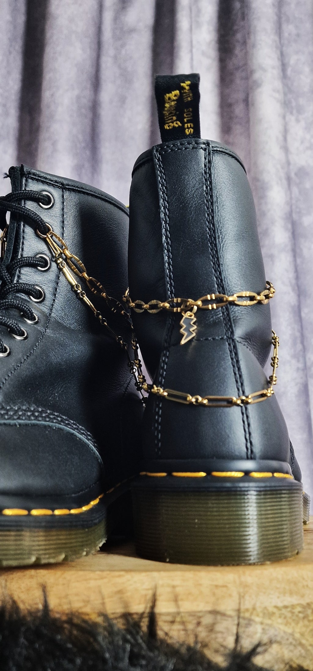 Bijoux chaînes sur lacets - Cœur & éclair