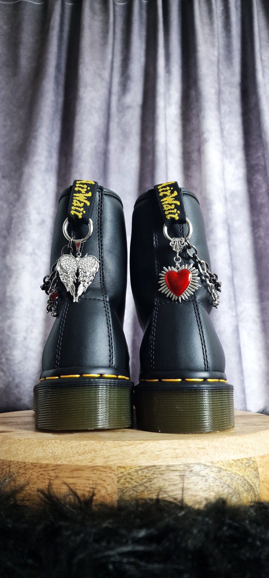 Bijoux chaînes sur brides arrière et lacets - Ailes d'Ange & coeur