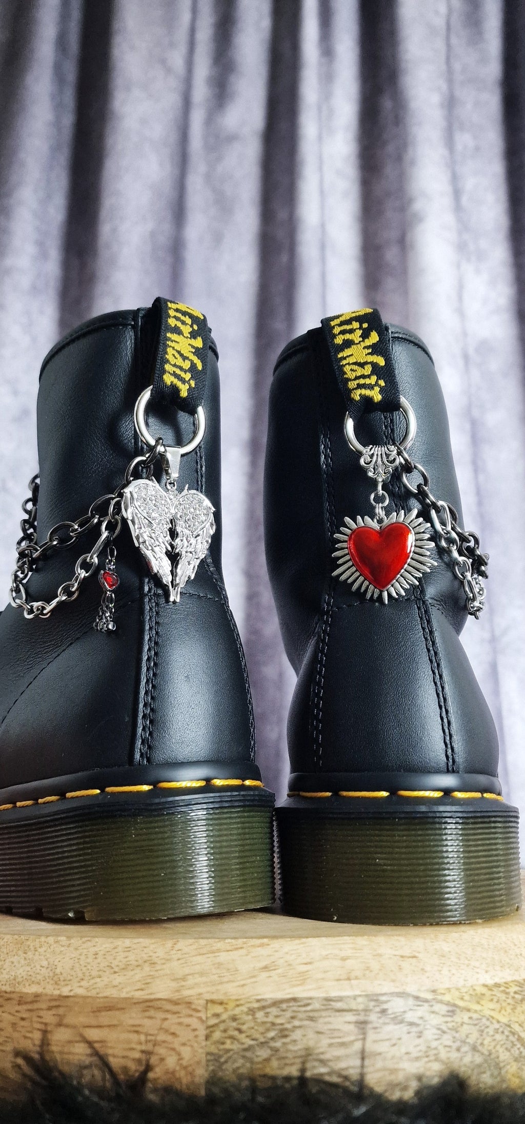 Bijoux chaînes sur brides arrière et lacets - Ailes d'Ange & coeur