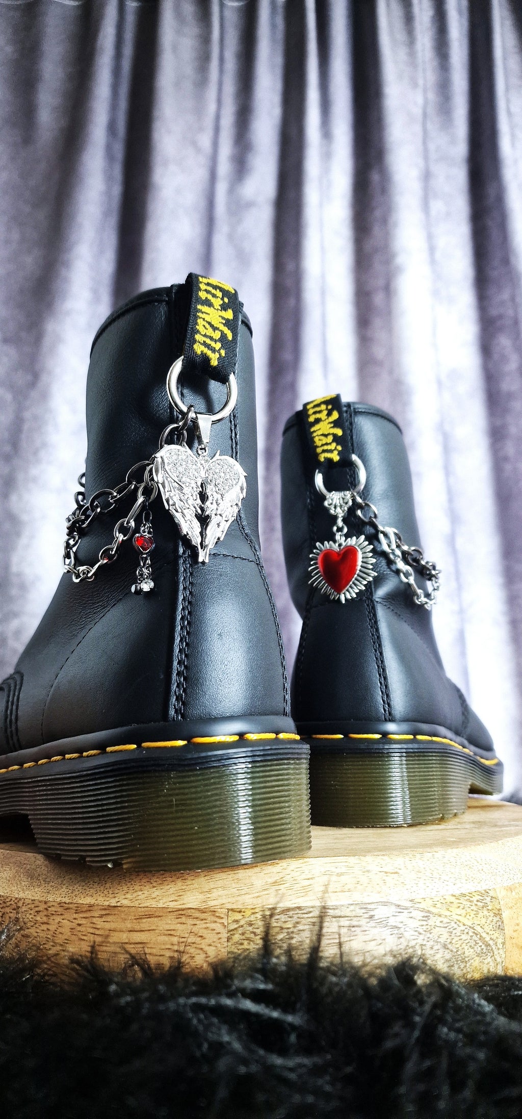 Bijoux chaînes sur brides arrière et lacets - Ailes d'Ange & coeur