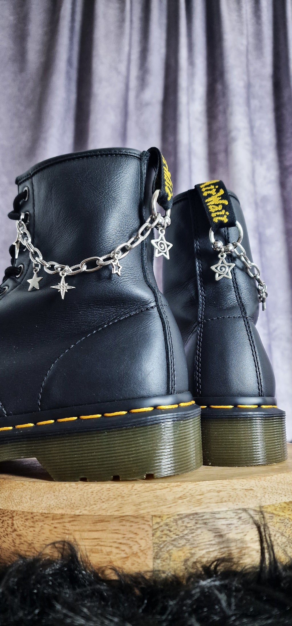 Bijoux chaînes sur brides arrière et lacets - Constellation d'étoiles