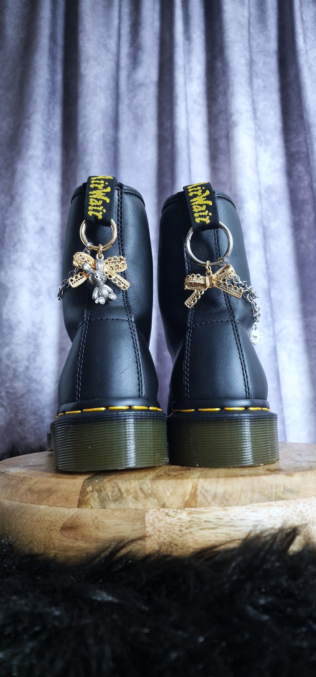 Bijoux chaînes sur brides arrière et lacets - Lapin & Noeud dentelle
