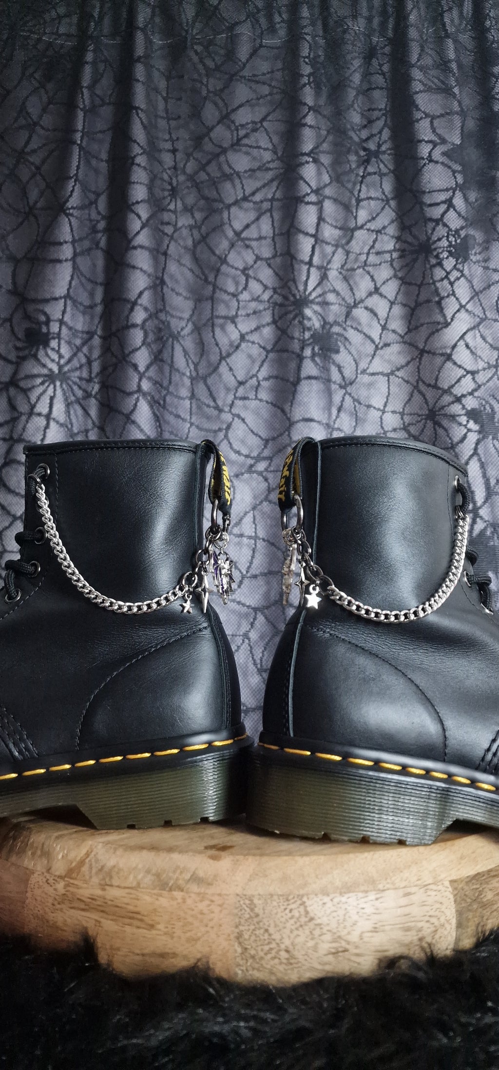 Bijoux chaînes sur brides arrière et lacets - Chauve-souris & étoiles