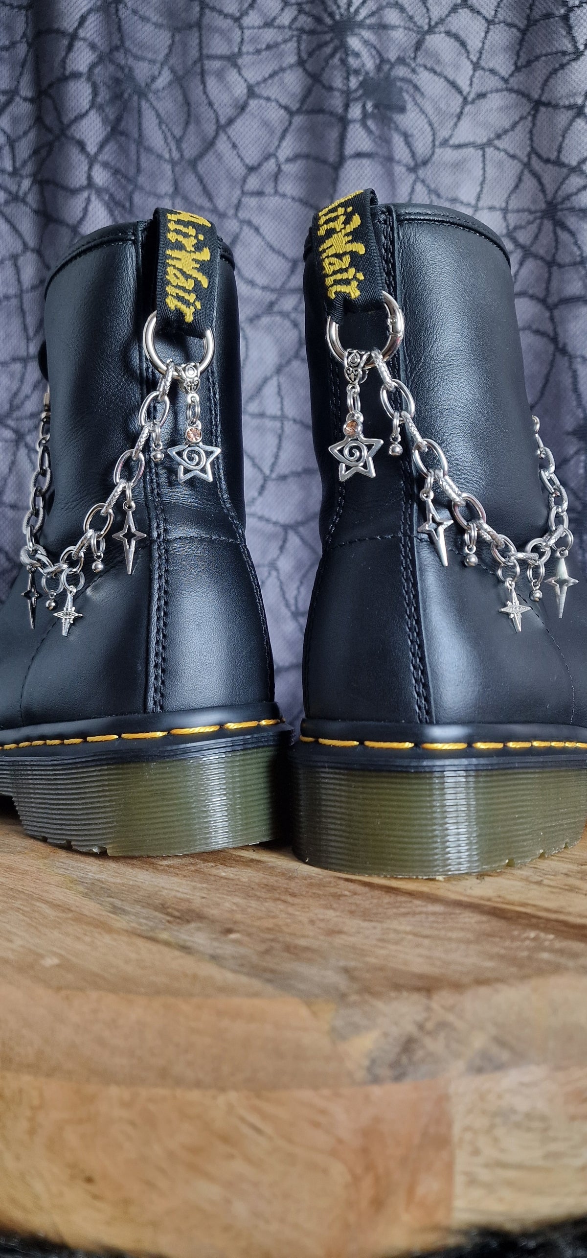 Bijoux chaînes sur brides arrière et lacets - Constellation Etoiles