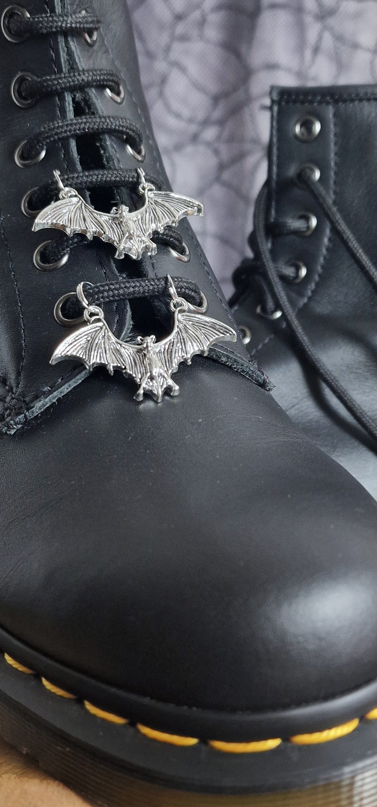 Bijoux simples sur lacets - Chauve-souris