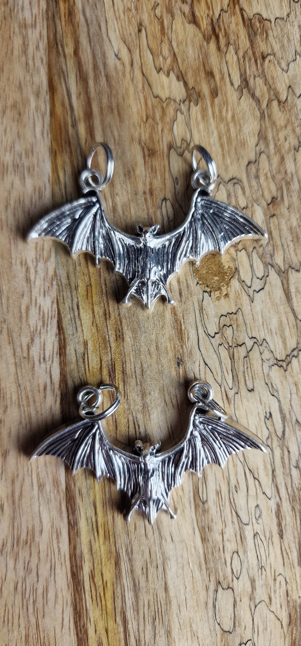 Bijoux simples sur lacets - Chauve-souris