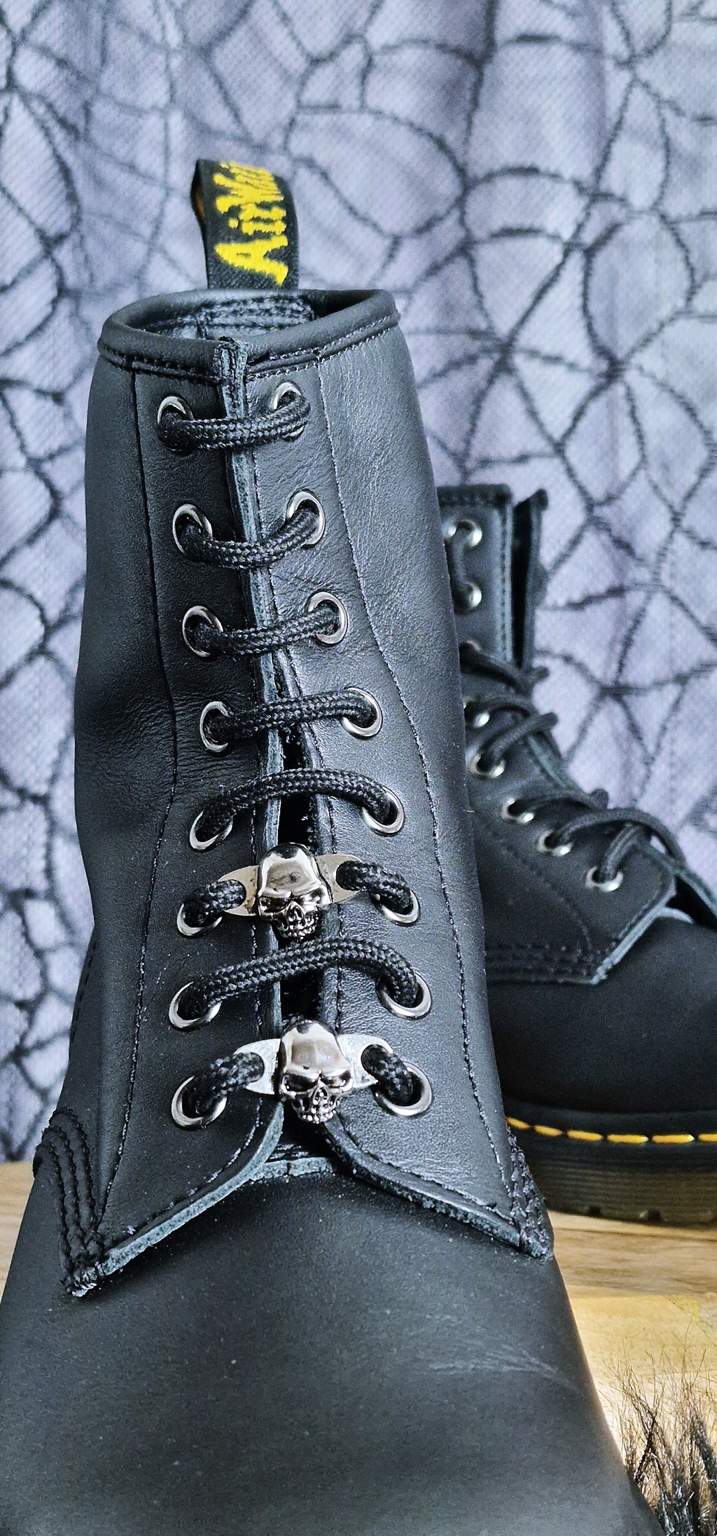 Bijoux simples sur lacets - Tête de mort