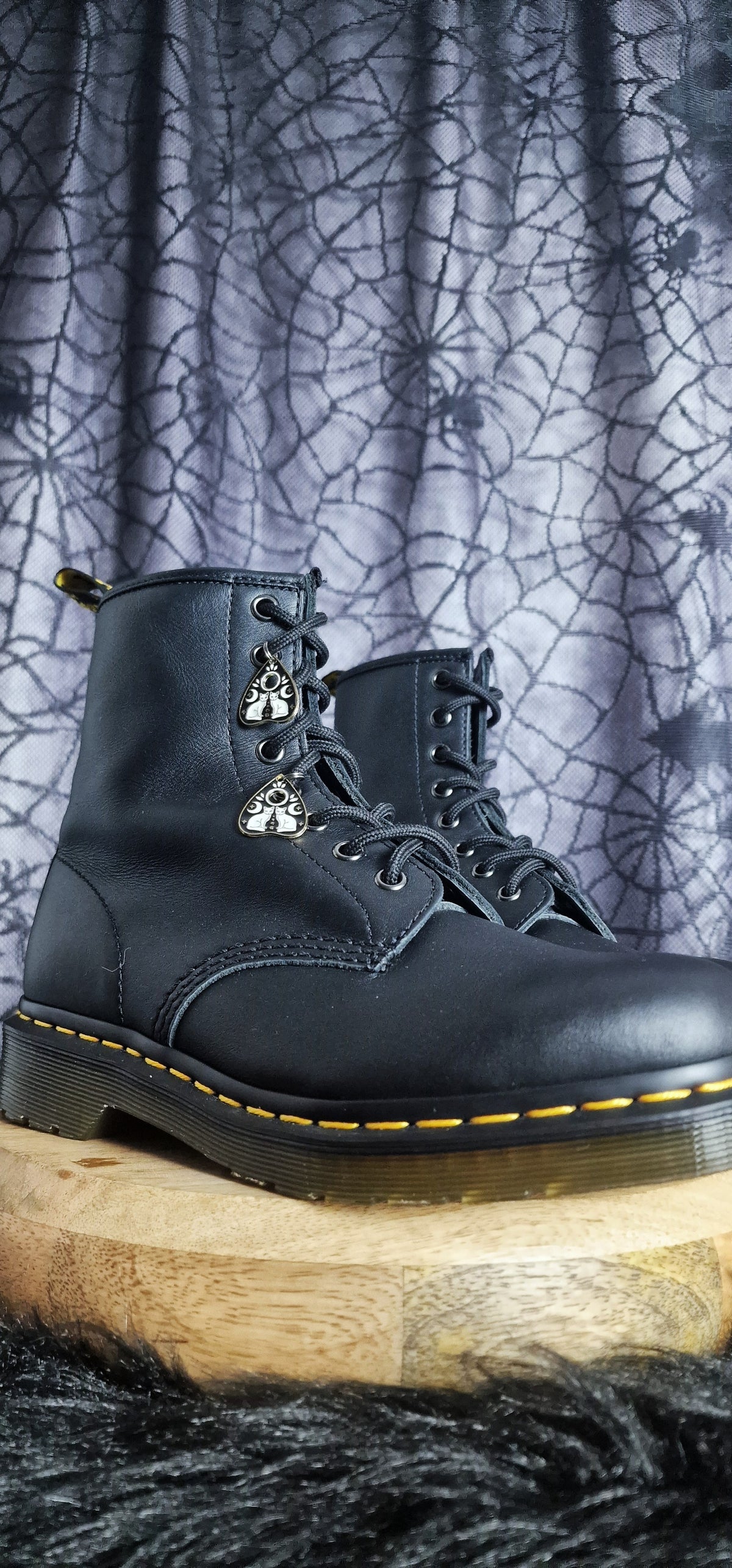 Bijoux simples sur lacets - Ouija, chats & lunes