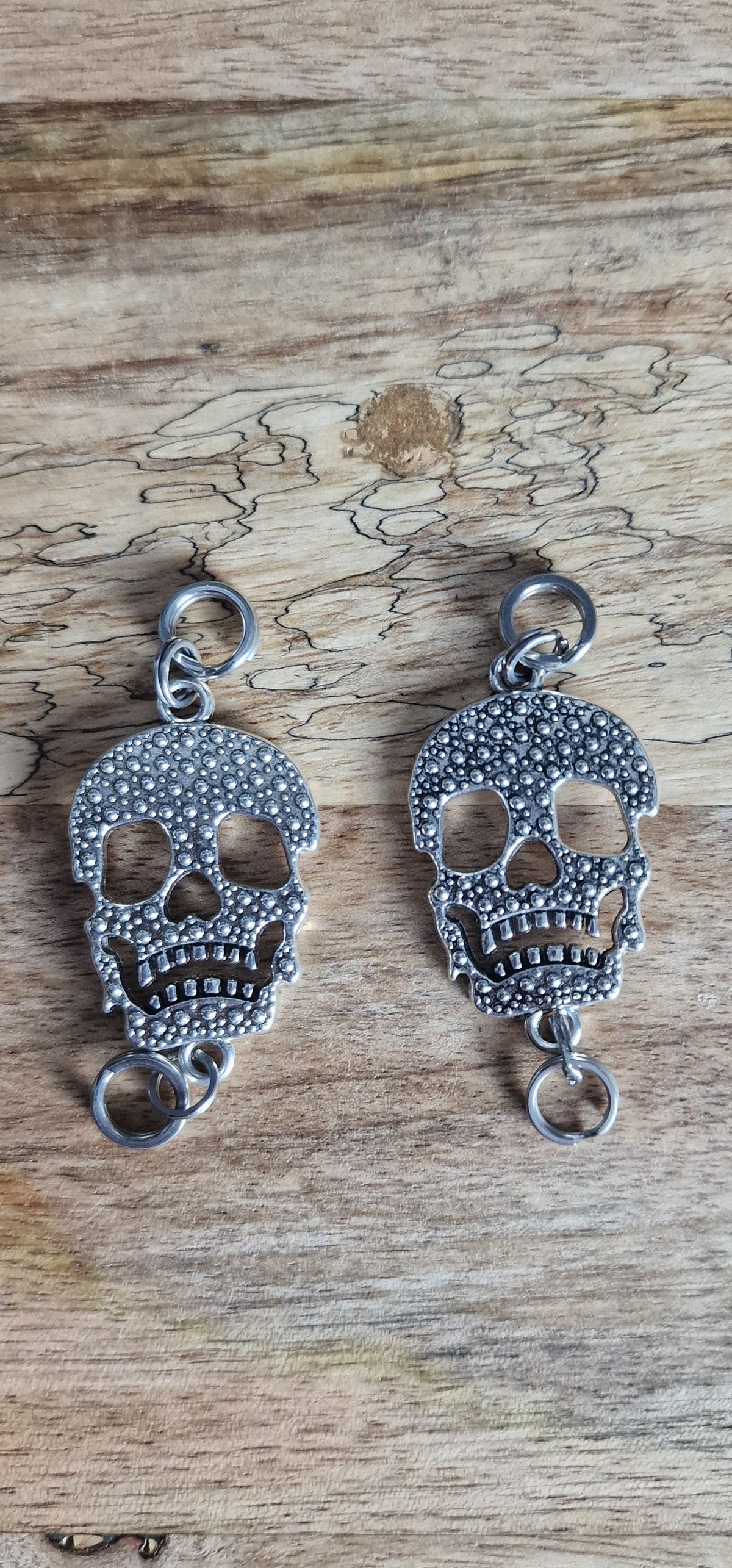 Bijoux simples sur lacets - Crâne