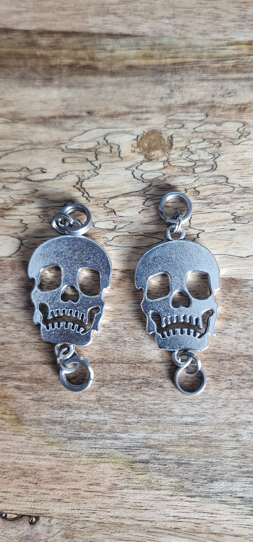 Bijoux simples sur lacets - Crâne