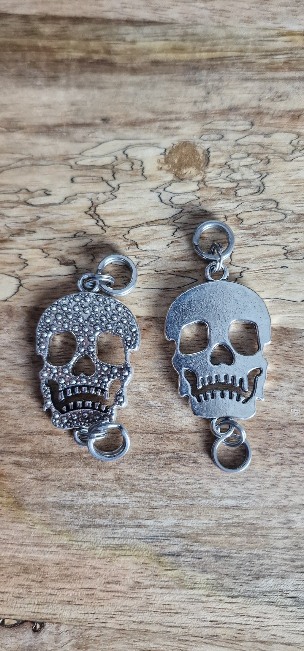 Bijoux simples sur lacets - Crâne