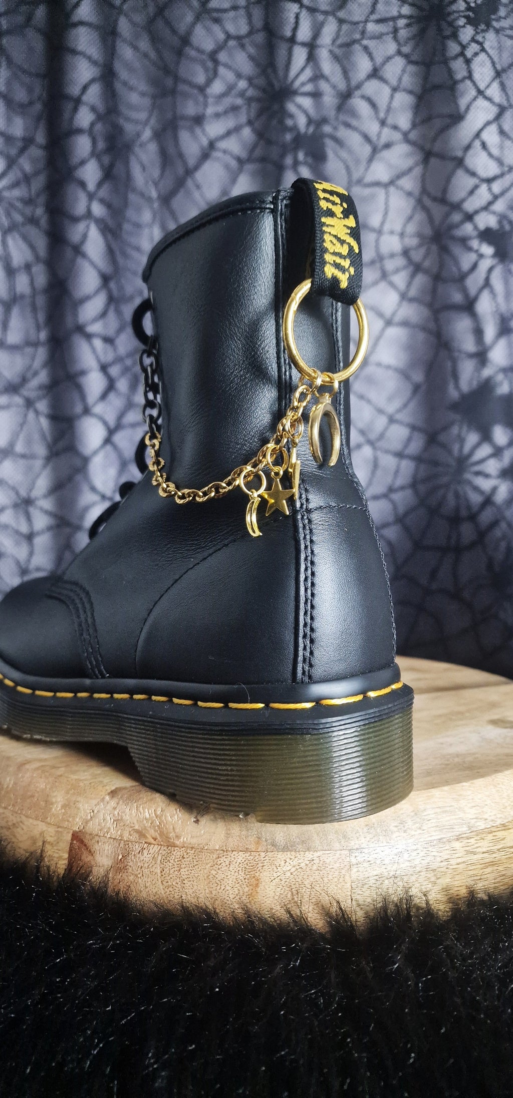 Bijoux chaînes sur brides arrière et lacets - Lune étoiles & éclair