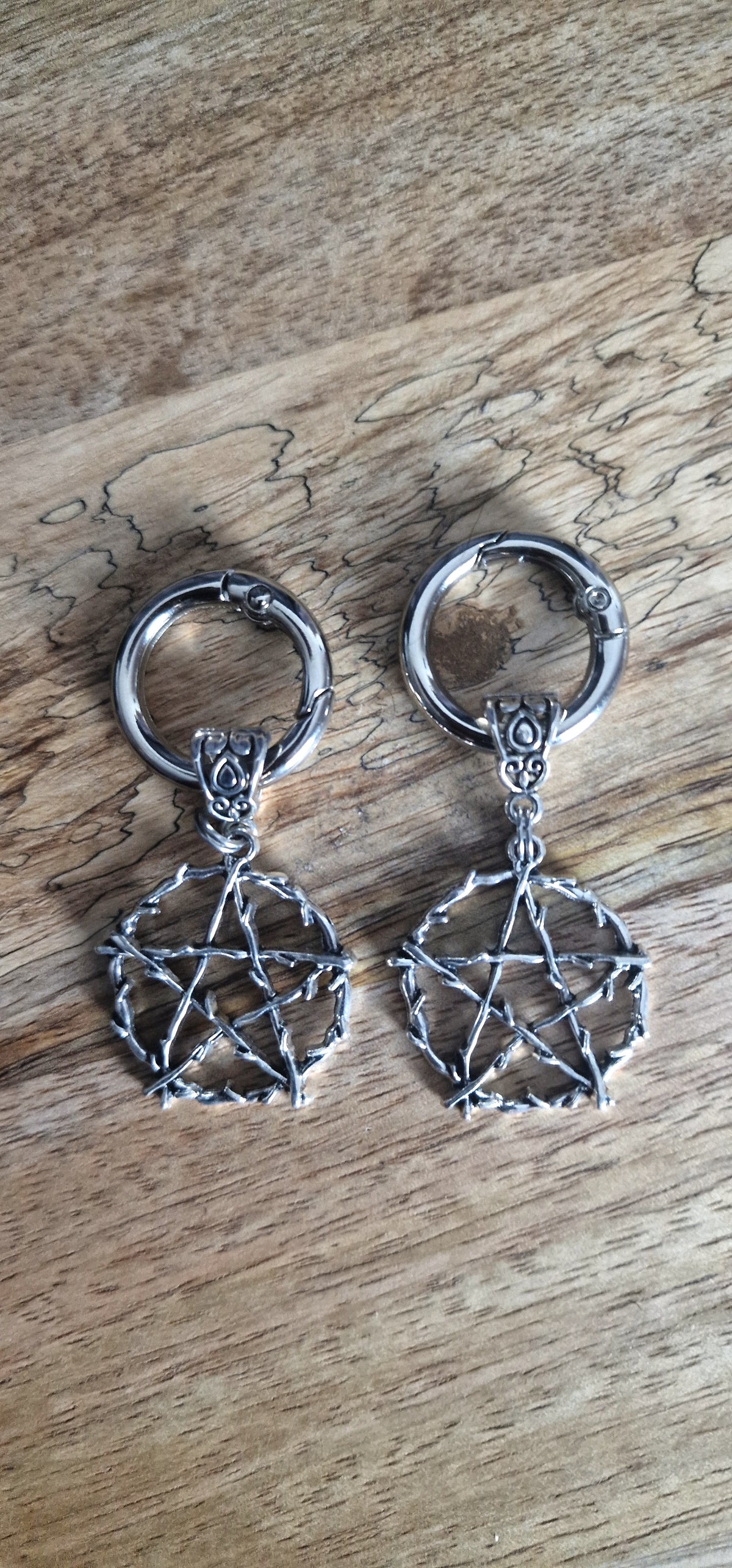 Bijoux simples sur brides arrière - Pentacle branches