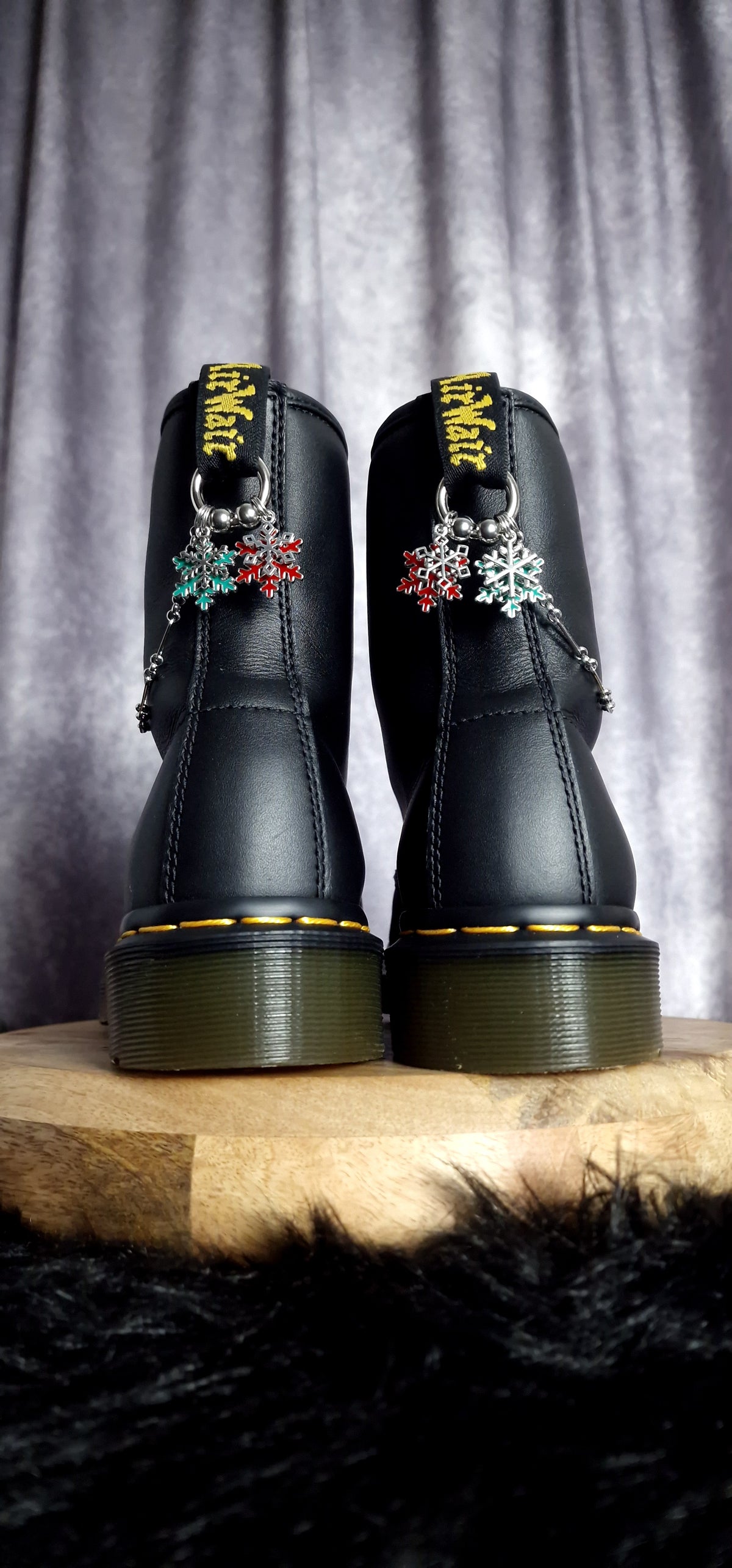 Bijoux chaînes sur brides arrière et lacets - Flocons de neige & billes